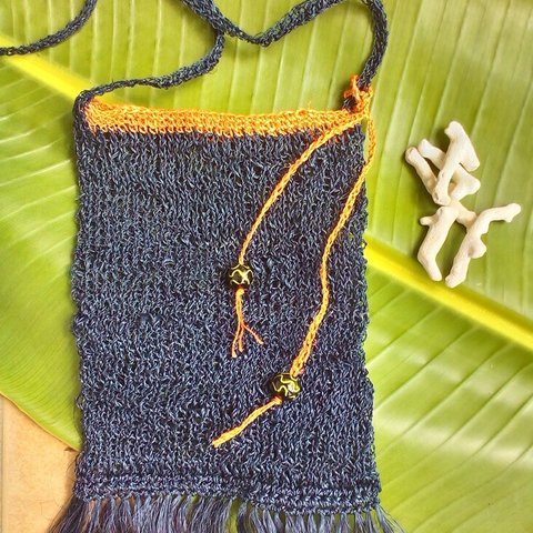 芭蕉の手編みバッグ（Ａ）