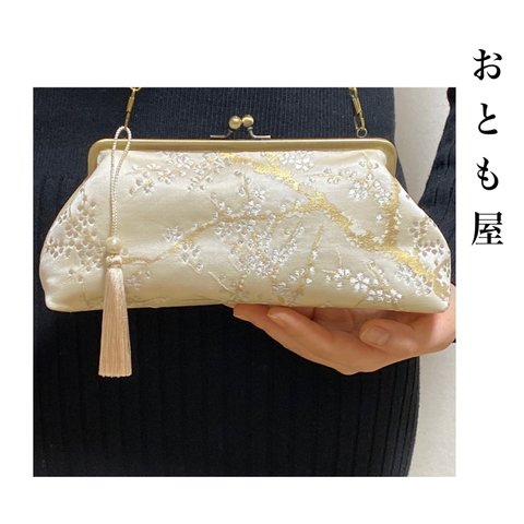 おとも屋　絹帯バッグ　クラッチ　タッセルチェーン付き　2way パーティーバッグ　シャンパンゴールド　梅　和　伝統文化　モダン　日本　和装　着物和服　シルク　