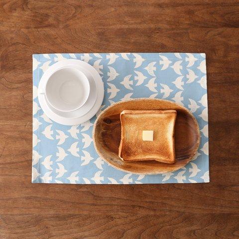 ランチョンマット★鳥さん　水色　北欧【在庫限り】　