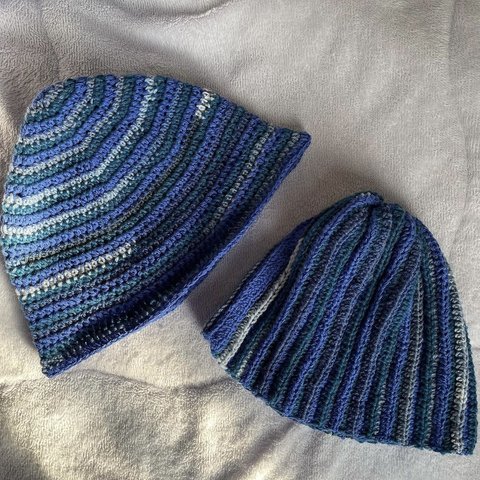 border and stripe beanie