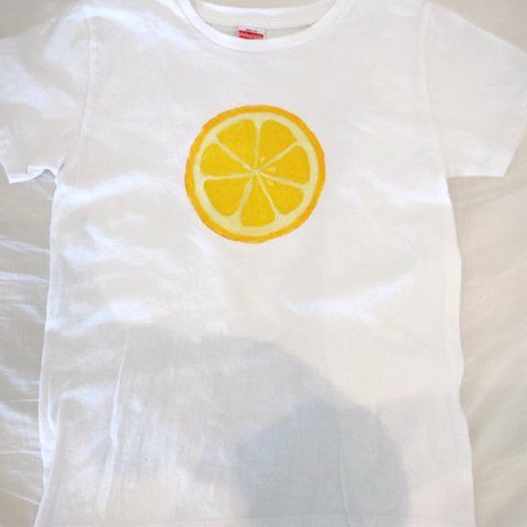 レモンの手描きTシャツ【値下げ中】