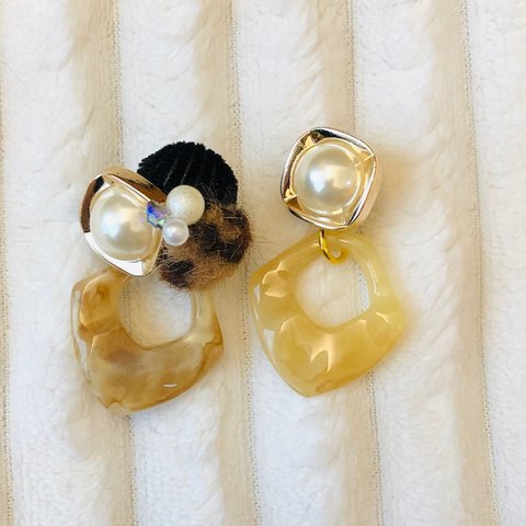 《1点限定》2way...ベロア+ヒョウ柄...ピアス