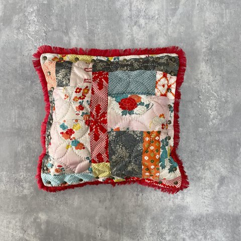 VINTAGE KIMONO CUSHION COVER『七宝 SHIPPO』＃００６