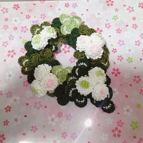 ハンドメイドレース編み　しろつめ草のシュシュ　