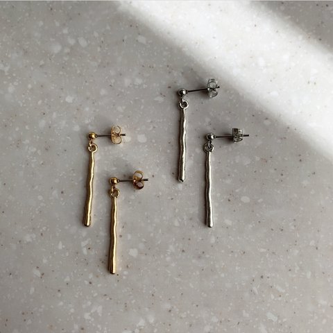 【199】silver or gold stick pierce     .f