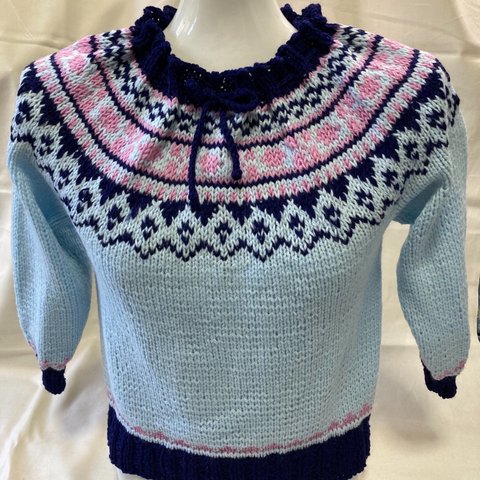 子ども用編み込みセーター☆えりギャザー