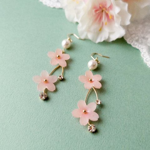 【SALE】徒桜（あだざくら）のイヤリング・ピアス　-ピンク-