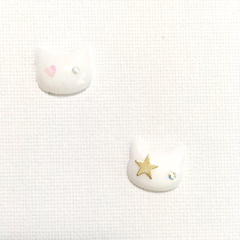 [イヤリングOK]まっしろねこピアス