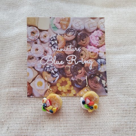 フルーツパンケーキPierce