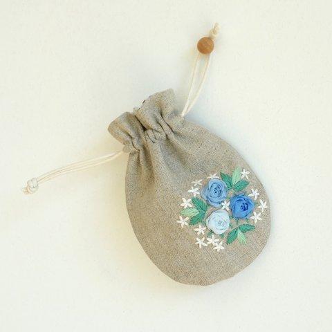 サイズ変更可・ふんわりローズ刺繍のリネンミニ巾着（ブルー・花束）【受注生産】