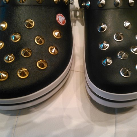 同時購入専用　クロックス　アップグレードカスタム　穴埋めスタッズ加工 crocs upgrade custom ring studds MAXCUSTOM