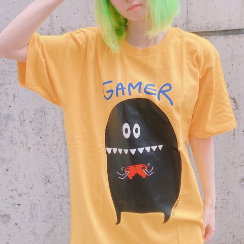 黒いゲーマーモンスターTシャツ　レッド