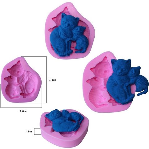 シリコンモールド 猫 1個 ねこ 親子 アロマ レジン 石膏 石鹸 レジン 樹脂 粘土 シリコン型 モールド アクセサリーパーツ ペンダント キーホルダー 手芸素材