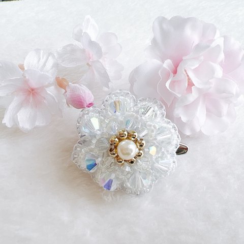 【ビーズ刺繍】White clear ヘアクリップ