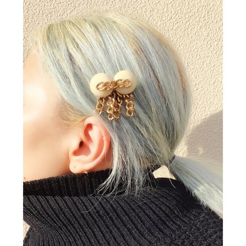 大ぶり ヴィンテージ ハンドメイド ヘアコーム かんざし  ヘアアクセサリー ヘアカフ ヴィンテージ マーブル アイボリー カボション ゴールド メタル チェーン タッセル