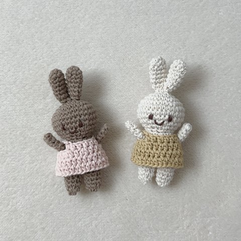 【ハンドメイド】　あみぐるみ　うさぎさんセット🐰