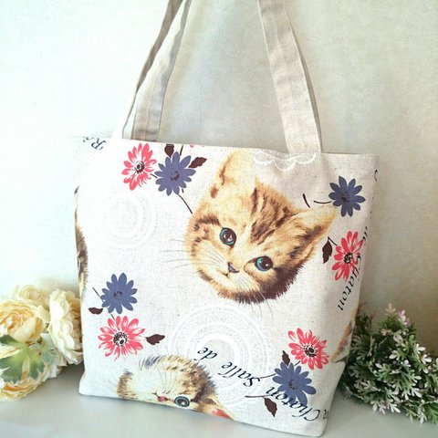 ◆【再販2】かわいい仔猫のショルダートートバッグ*ネコ*プレゼントにも◆