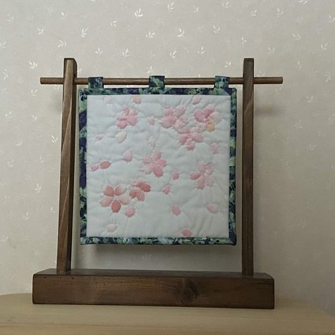 桜のミニタペストリー①