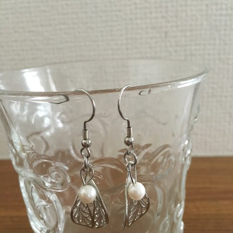 パールシルバーピアス