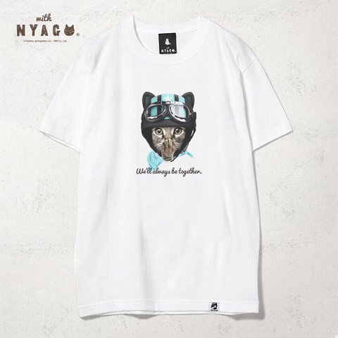 with NYAGO Tシャツ 半袖 猫 グラフィックシャツ tシャツ［ ライダー ブルー ソラちゃん 肉球をペロペロするにゃー。 1003 ］