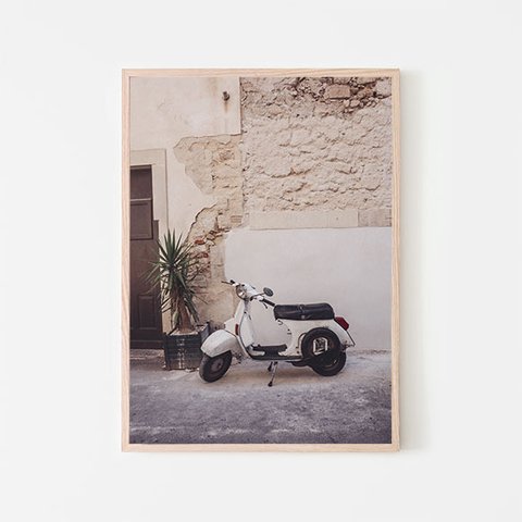 白いベスパ / イタリア スクーター モーターバイク ヨーロッパ ポスター 写真 white vespa アート