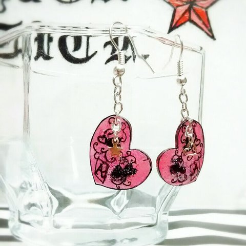 アリスハートのピアス(イヤリング)✨レッド★レジンアクセサリー