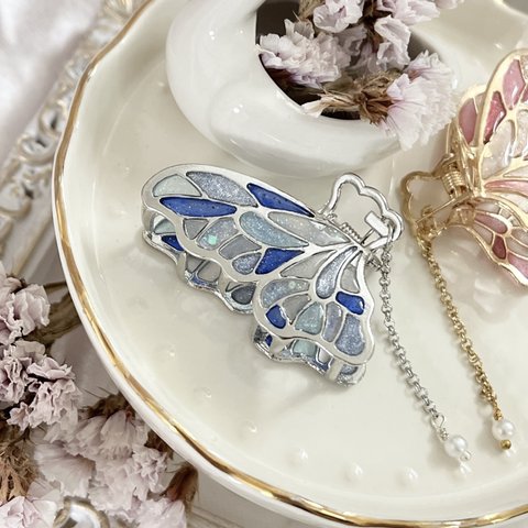 *⋆⸜𝐧𝐞𝐰⸝⋆*butterflyバンスクリップ🦋Blue"ステンドグラス 蝶々 ちょうちょ butterfly バンスクリップ ジッケピン"