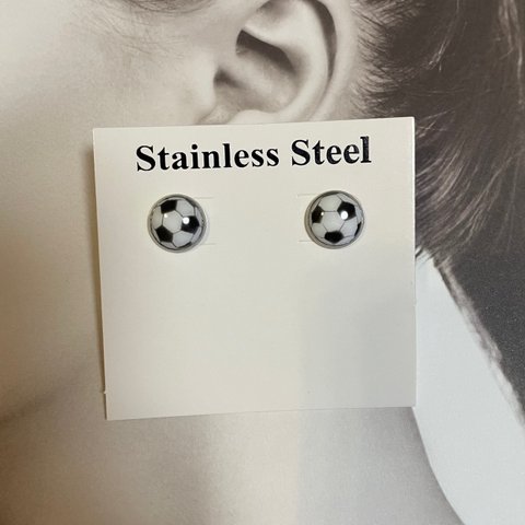 STAINLESS・サッカーボールピアス3 (ユニセックス)