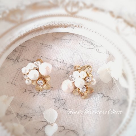 痛くない イヤリング ♡ 結婚式 ♡ パール コットンパール スワロ クリスタルビーズ メタルフラワー 華やかなイヤリング♪