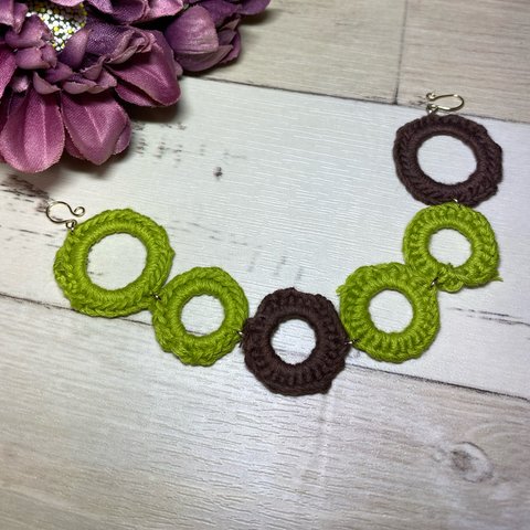 【刺繍糸のフープ】秋冬にピッタリ！マスクフック