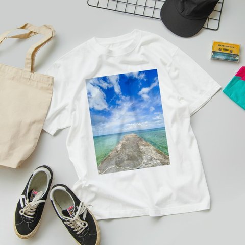 竹富島の西桟橋 Tシャツ.