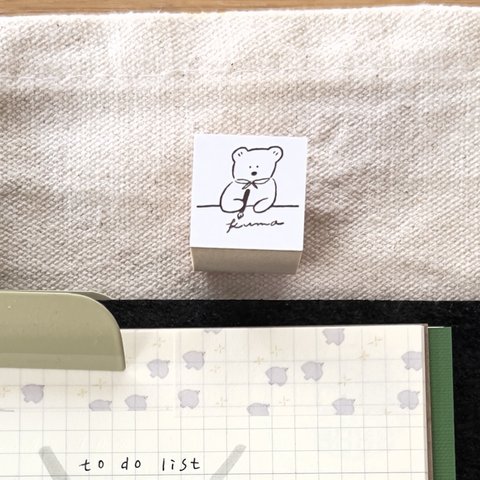  【2×2cm】文字を書くクマちゃんハンコ