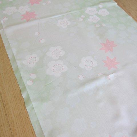 Kimono Fabric、解き中古襦袢地、薄緑、梅や紅葉、リメイク、いろいろサイズ5枚