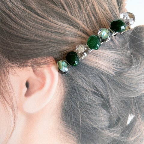 （再販1）翡翠カラー（大）シェルのレジンヘアクリップ　7.5cm　ヘアピン　グリーン