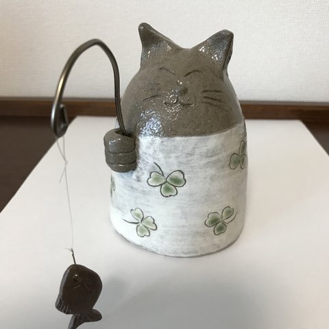 猫の置き物(c)