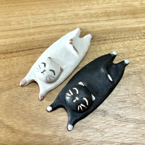 猫　箸置き　ペア    陶器