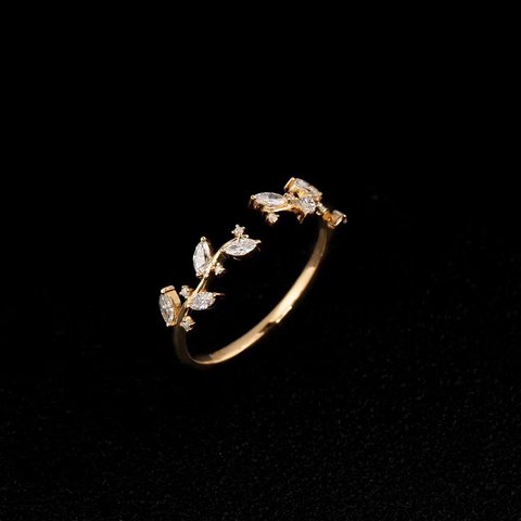 「枝葉」天然ダイヤモンド　K18  リング　自信　清浄無垢　4月の誕生石　耽美  マーキーズカット　オーダーメイド