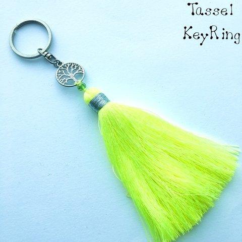 ボヘミアン♡ tree ボリュームタッセル キーホルダー ★ネオンイエロー★ バッグチャーム 黄色 キーリング Tassel キーチェーン