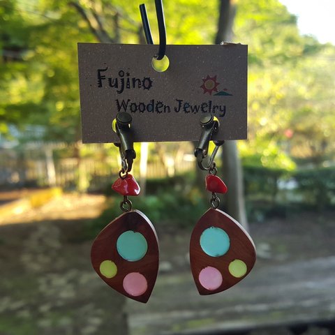 ウッドレジン　木と樹脂のイヤリング　Fujino Wooden Jewelry