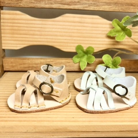 森き　編み目サンダル　一足　miniature boots.