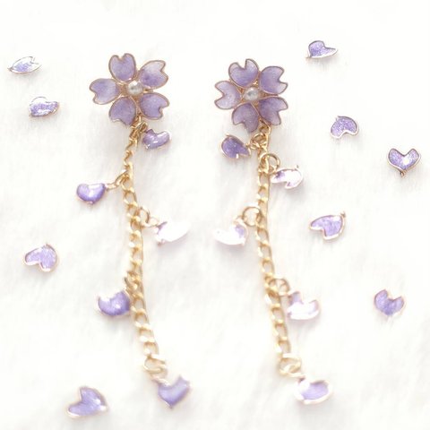 Purple cherry blossom swaying 2-way earrings