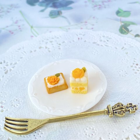 黄桃ショートケーキのイヤリング/ピアス