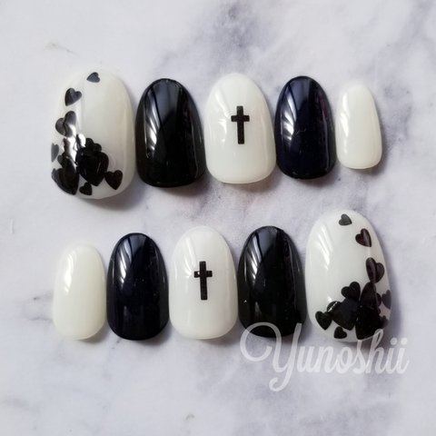 Heart＆Cross Nail Black