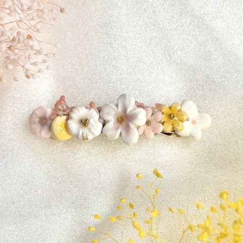 春色の花飾りバレッタ