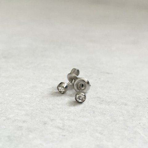 3mm ジルコニアピアス サージカルステンレス