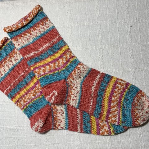 🧶子ども用 毛糸の靴下 🧦オパール製 ソックスヤーン毛糸使用 手編み ルームソックス カラフル 