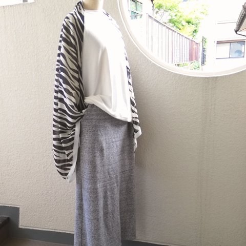 再販；着るストール・haori/・ゼブラ