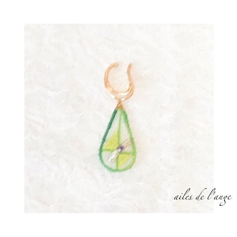 no.885 - organdy embroidery drop earcuff