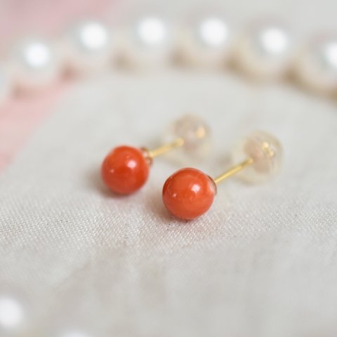 ✧Fine Jewelry✧　18金 赤珊瑚のピアス　