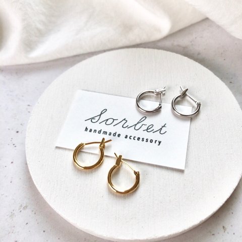 小さなフープピアス small hoop pierce ✴︎高品質k16gp製